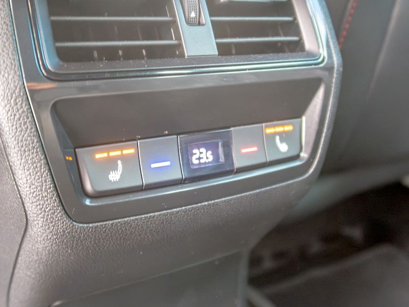 Škoda Kodiaq (2020) ČR 2.0BiTDI 176KW – MODRÉ RS - fotka 43 z 58
