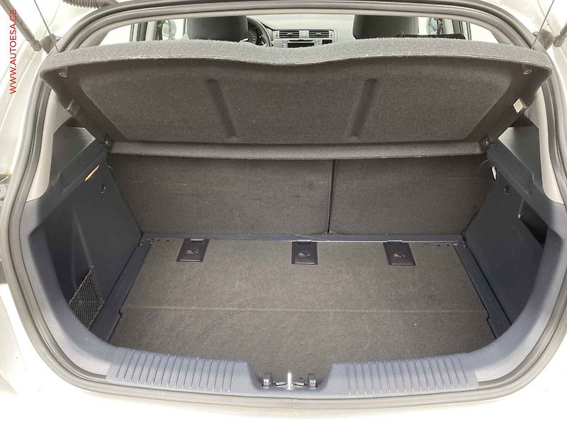 Kia Rio (2015) 1.4i, Edition, navi, kamera - fotka 7 z 18