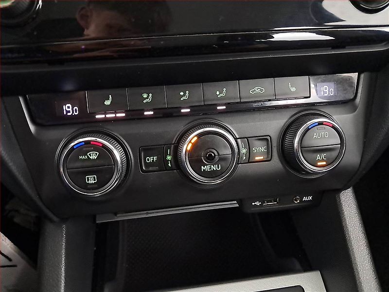 Škoda Octavia (2015) Ambition Plus 2.0 TDI - fotka 18 z 19