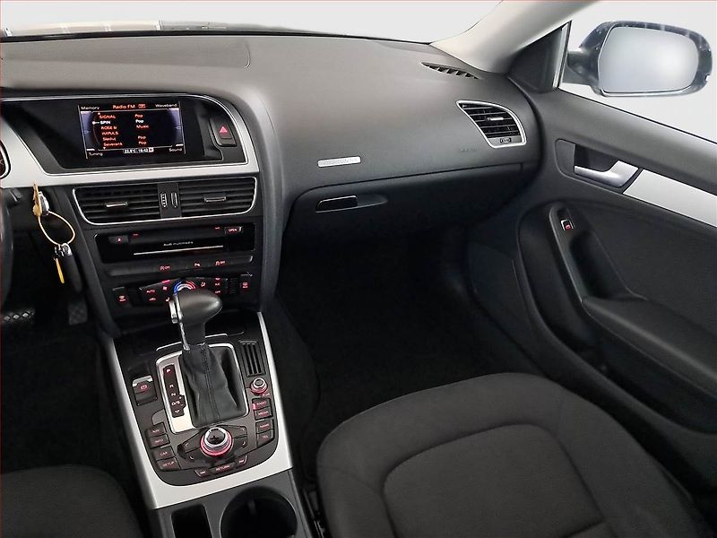 Audi A5 (2015) S-Line 2.0 TDI, 4X4, Automat - fotka 12 z 20