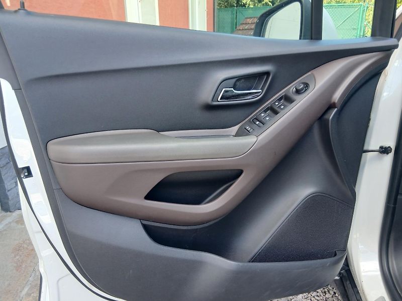 Chevrolet Trax 1.7 D AWD - fotka 8 z 33