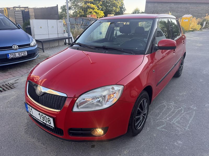 Škoda Fabia 1.2i 51KW AMBITION - fotka 2 z 18