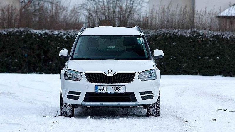 Škoda Yeti a Nissan Qashqai.