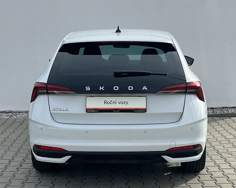 Škoda Scala Top Selection 1.0 TSI 85 Kw - fotka 10 z 32
