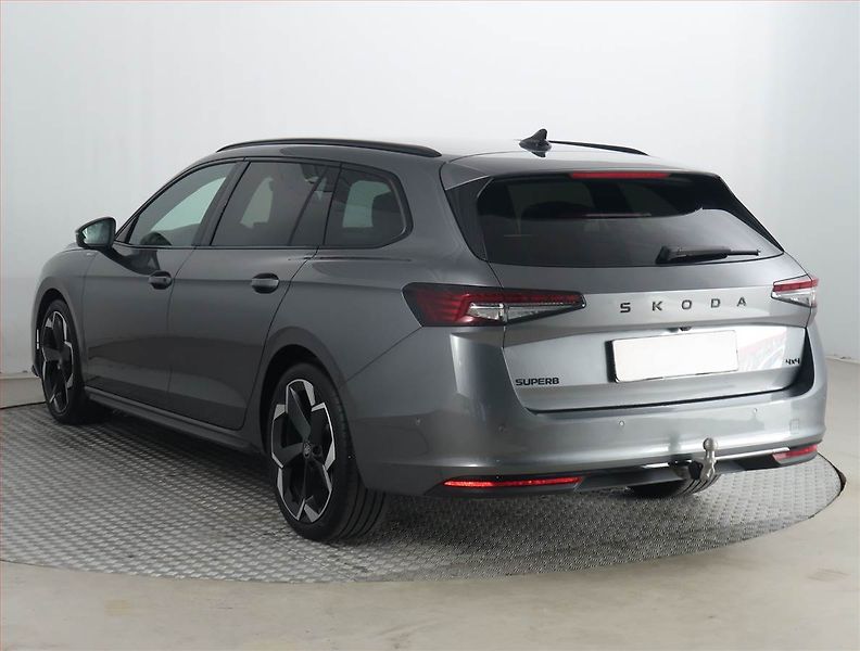 Škoda Superb (2025) 2.0 TDI - fotka 4 z 21