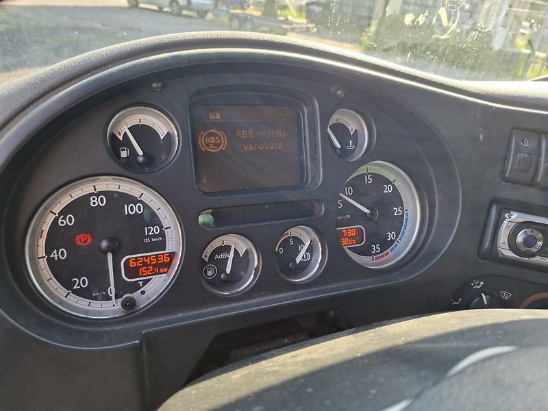 DAF LF (2008) 45.140 HYDR ČELO - fotka 13 z 20
