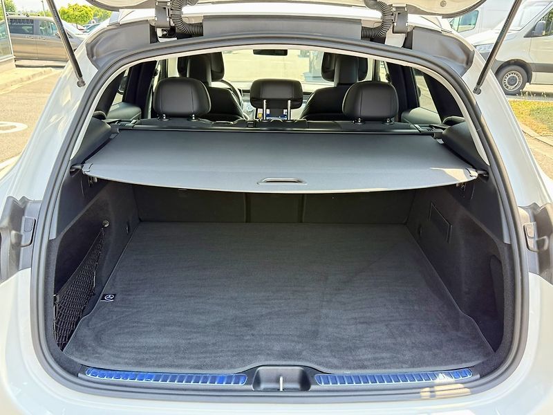Mercedes-Benz GLC (2025) 200 d 4MATIC - fotka 10 z 45