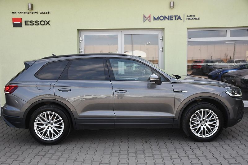 Volkswagen Touareg 3.0TDi 4MOTION ČR TAŽNÉ - fotka 12 z 35