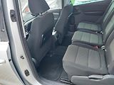 Volkswagen Sharan (2012) 2.0TDi 103kW 7míst - náhled 20