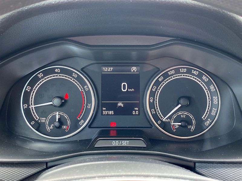Škoda Scala (2024) 1.0 TSI Ambition - fotka 7 z 31