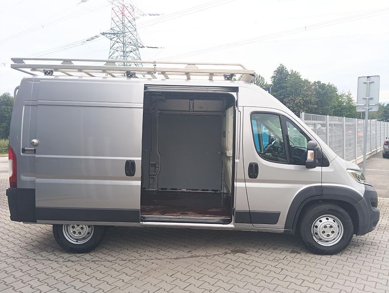 Citroën Jumper (2020) Furgon 3500 L2H2 140k 2.2 BHDi - fotka 9 z 23