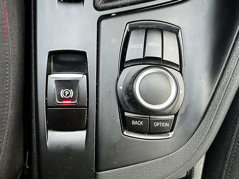 BMW X1 (2017) 1.5i, Klima - fotka 19 z 19