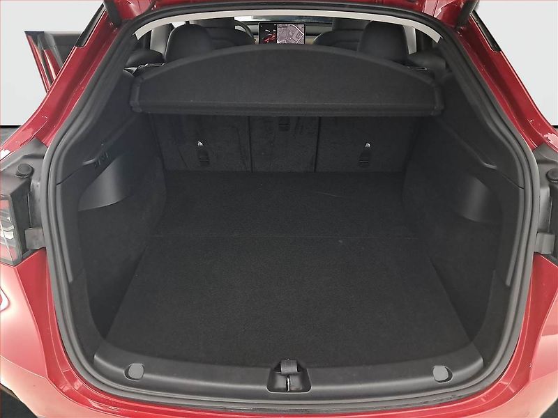 Tesla Model Y (2022) Long Range AWD 79kWh, SoH 91% - fotka 14 z 22