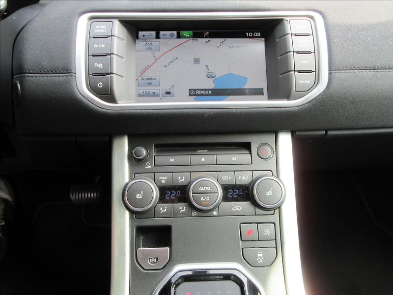 Land Rover Range Rover Evoque 2,2 TD4, 4x4, AT, Panorama, Ků - fotka 21 z 31