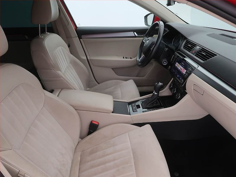 Škoda Superb (2016) Style Plus 1.4 TSI, Automat - fotka 7 z 16