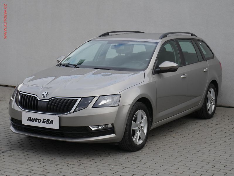 Škoda Octavia (2017) 1.0 TSl, 1.maj,ČR, Ambition - fotka 3 z 18
