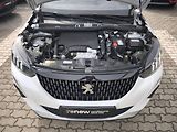 Peugeot 2008 2020 ČR GT Line 1.2 PT 96kW  - náhled 27