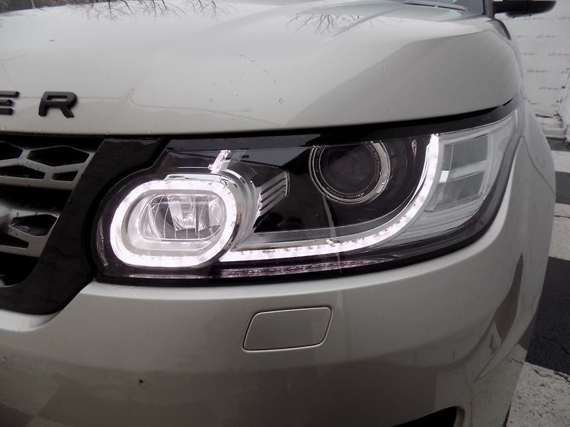 Land Rover Range Rover Sport (2016) 3.0TDV6/HSE/AWD/1.maj.ČR/AT/ - fotka 42 z 45