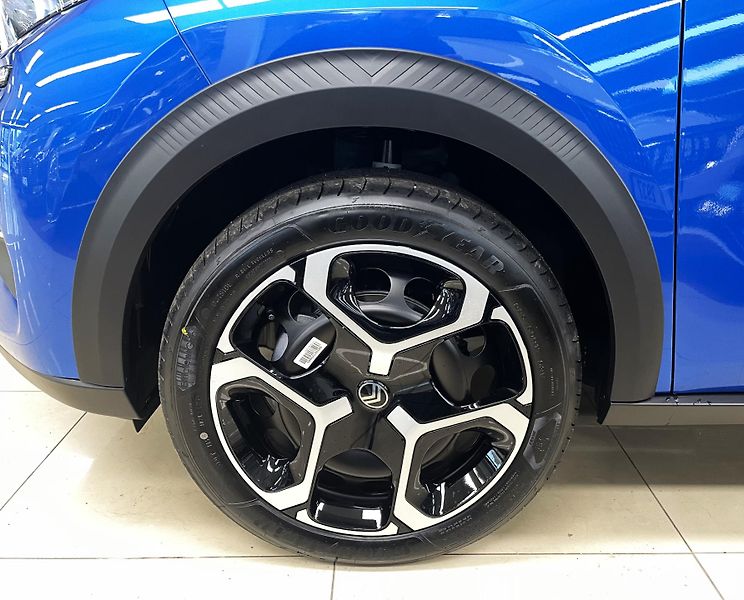 Citroën C3 (2025)  PLUS Turbo 100k Manual     - fotka 20 z 22