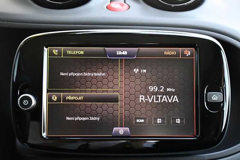 Smart Fortwo EQ - fotka 19 z 25
