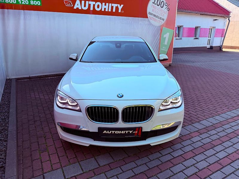 BMW Řada 7 740d xDrive, M Paket, B&O, ČR, - fotka 2 z 35