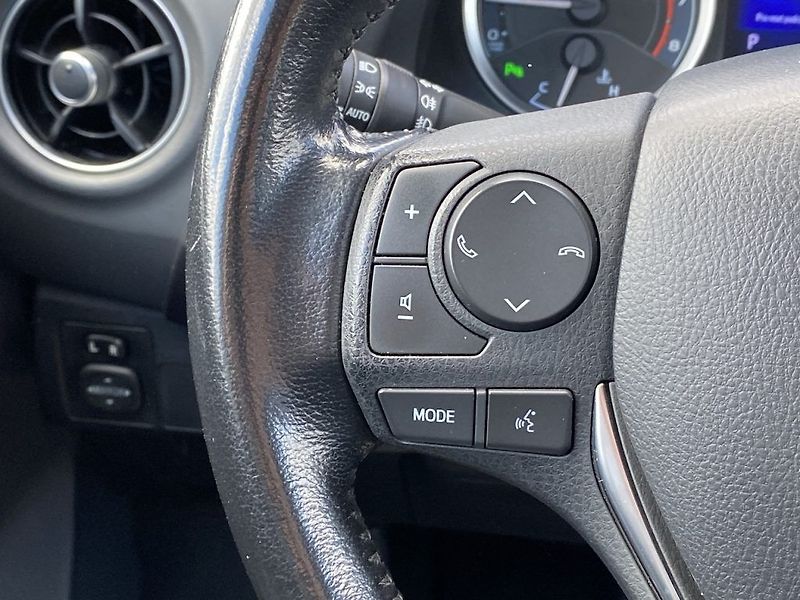 Toyota Corolla 1.6i, ČR-2m, Trend+, automat - fotka 19 z 29