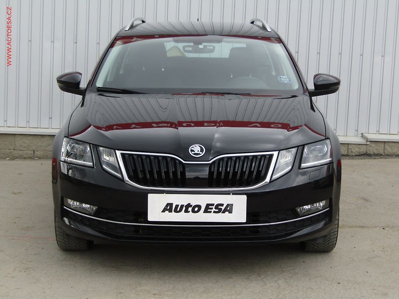 Škoda Octavia (2020) 2.0 TDi, Style, DSG - fotka 2 z 21