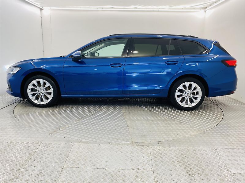 Škoda Superb 2,0 TDI 110kW DSG Selection - fotka 3 z 20