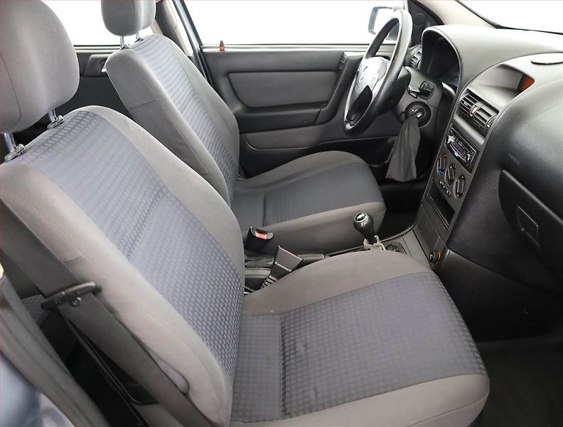 Opel Astra (2004) 1.7 CDTI, nová STK, Tažné - fotka 7 z 15