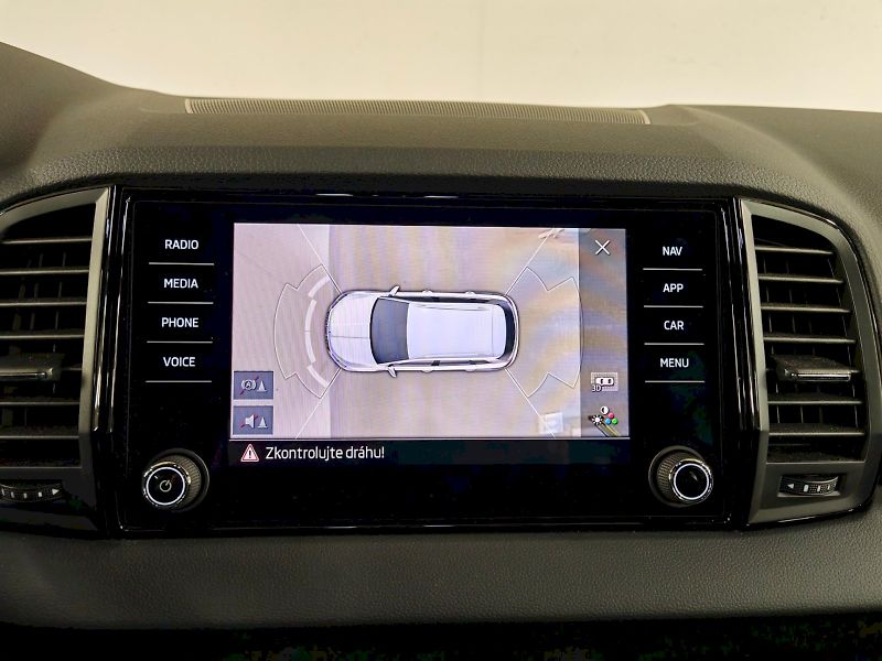 Škoda Karoq (2025) 2.0 TSI 140 kW DSG 4x4 Sportli - fotka 10 z 30