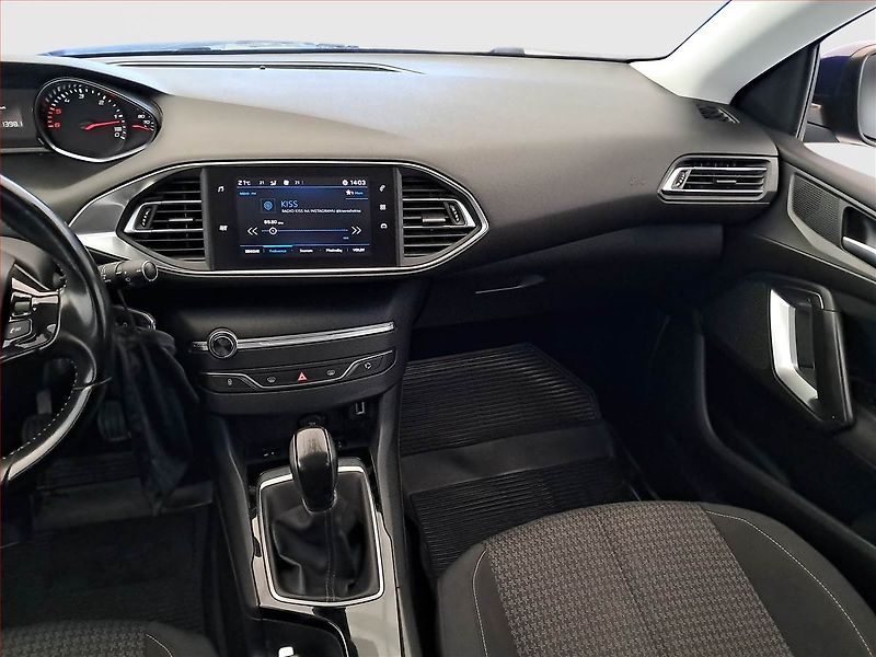 Peugeot 308 (2019) 1.6 BlueHDi, Xenony, Tempomat - fotka 8 z 18