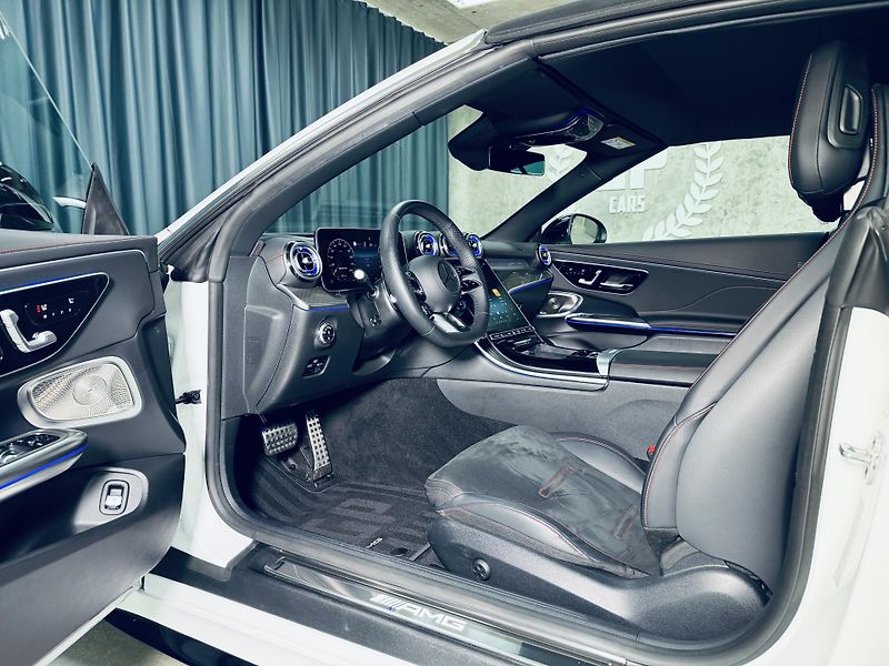 Mercedes-Benz CLE (2025) 53.AMG*4M*CABRIO*NAPPA*TOP - fotka 21 z 41