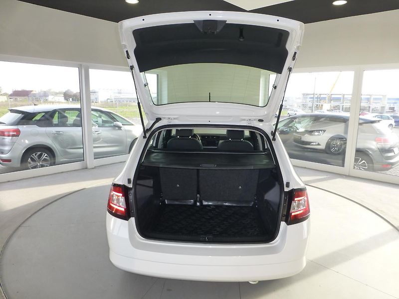 Škoda Fabia (2015) 1,2TSI-81KW**KLIMATIZACE - fotka 21 z 22