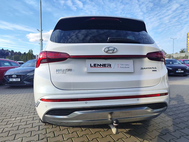 Hyundai Santa Fe 2.2 CRDI/148kW Luxury DCT 4x4 - fotka 11 z 40