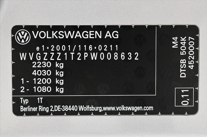 Volkswagen Touran 2,0 TDI 110kW DSG LED TAŽNÉ Zá - fotka 12 z 32