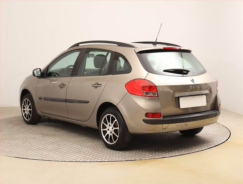 Renault Clio (2009) 1.2 16V , ČR,1.maj, nová STK - fotka 4 z 19