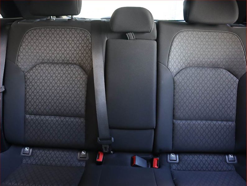 Kia Ceed (2018) Gold 1.4 T-GDI, Automat - fotka 10 z 22