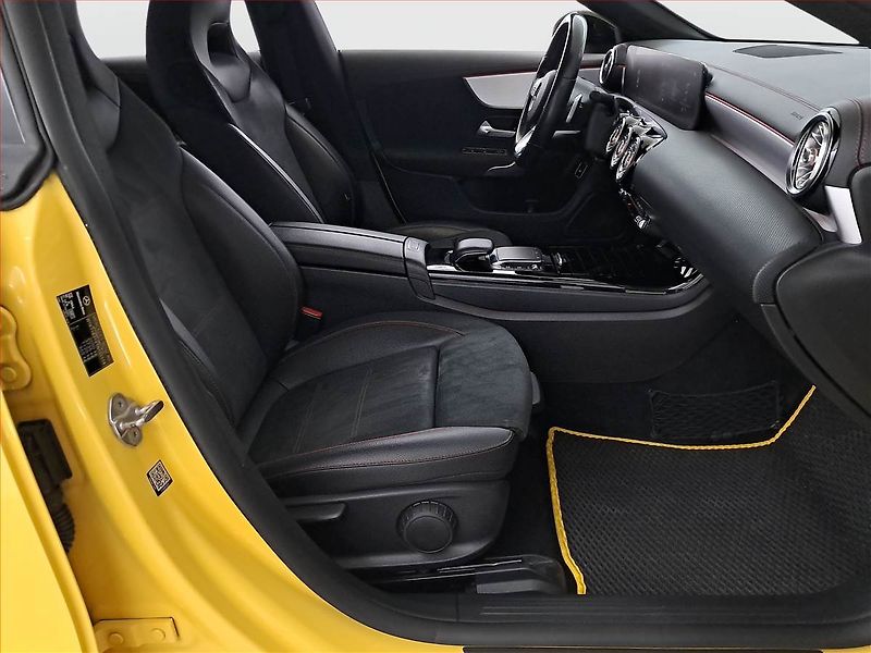 Mercedes-Benz CLA (2020) 200 d - fotka 9 z 19