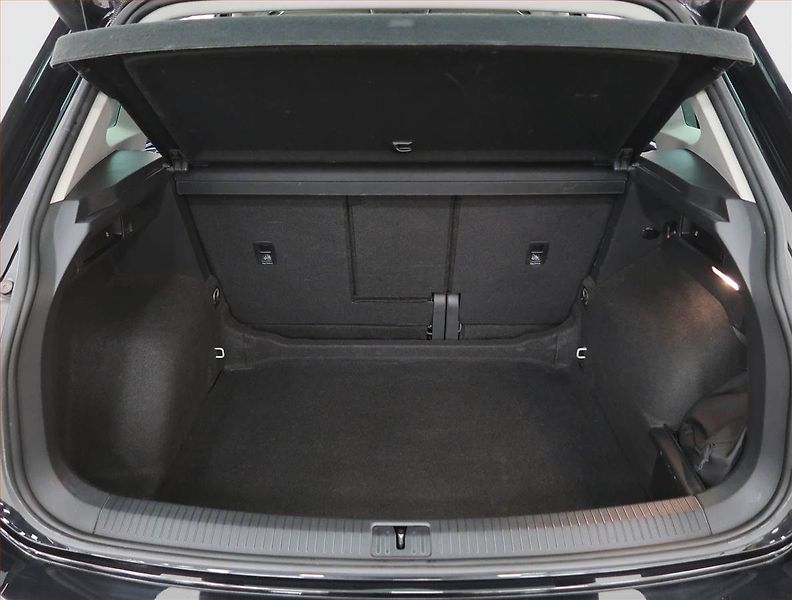 Volkswagen Tiguan (2021) Comfortline 1.5 TSI - fotka 14 z 25