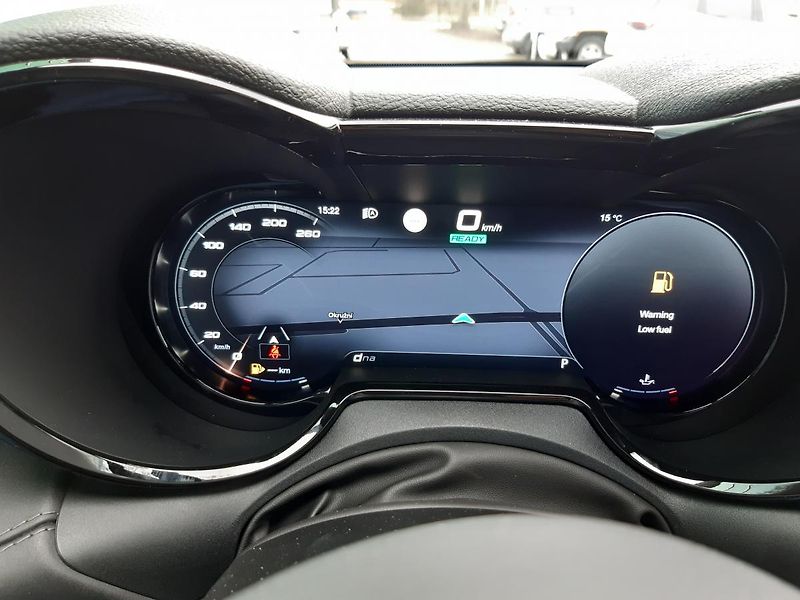 Alfa Romeo Tonale (2023) 1,3 PHEV 280 PS  Veloce - fotka 40 z 48
