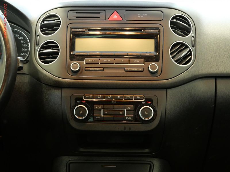 Volkswagen Golf Plus (2011) 1.6 TDI, Klima - fotka 12 z 23