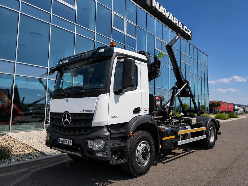Mercedes-Benz Axor AROCS 4x4 RUKA A KONTEJNER  - fotografie inzerátu