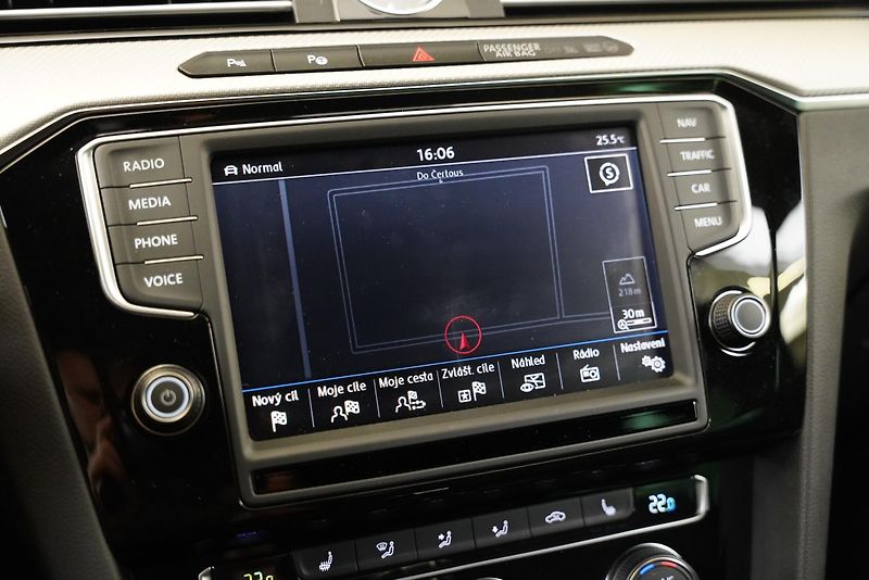 Volkswagen Passat - fotka 20 z 25