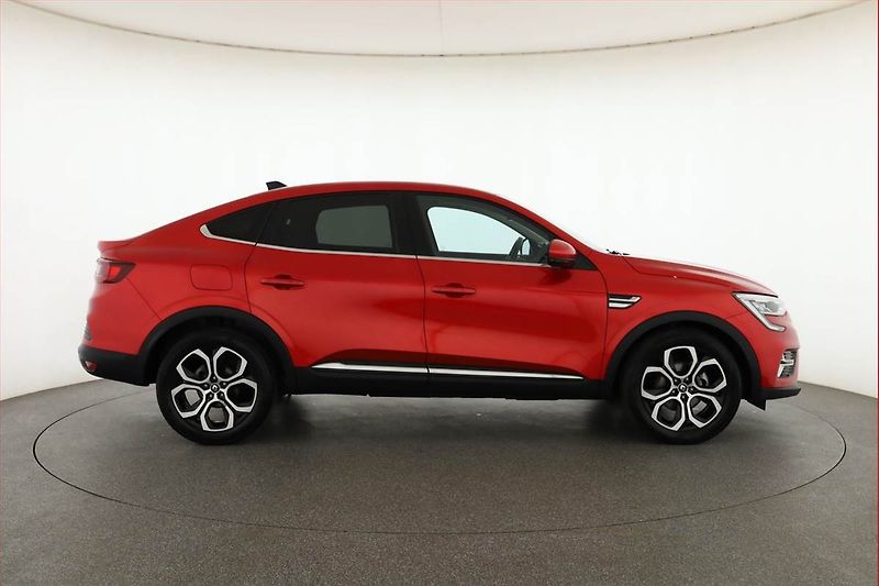 Renault Arkana (2023) Intens E-Tech - fotka 6 z 20