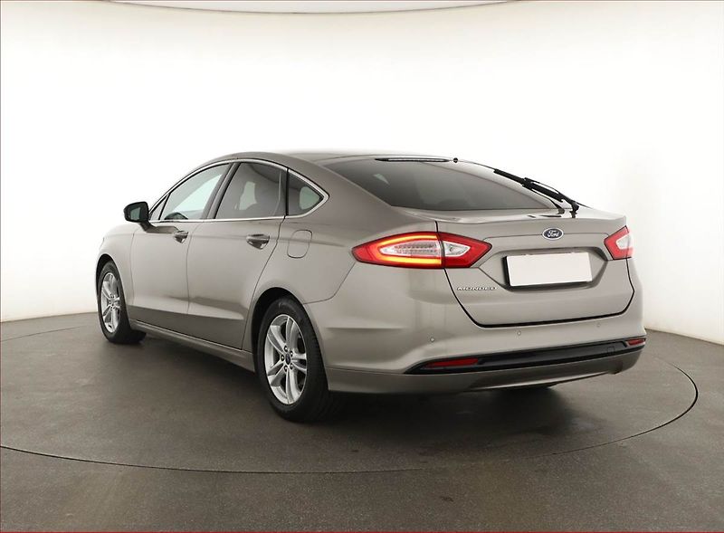 Ford Mondeo (2018) 1.5 EcoBoost, ČR,1.maj - fotka 4 z 19