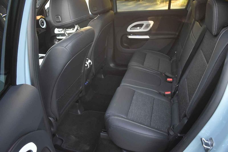 Prémiová automobilka přiváží novou generaci svého nejmenšího klasické SUV.