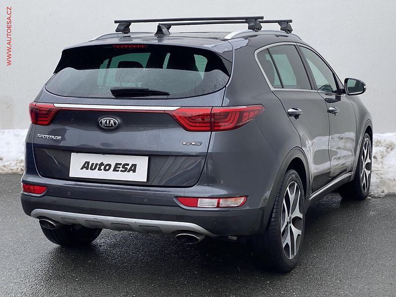 Kia Sportage (2016) 2.0 CRDi AWD, GT Line, AT - fotka 4 z 20