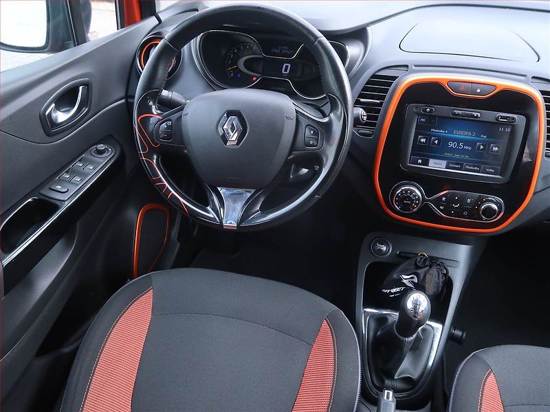 Renault Captur (2014) 0.9 TCe, Navi, Tempomat - fotka 7 z 14
