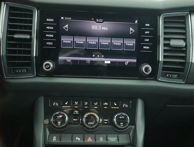 Škoda Kodiaq (2019) 2.0 TDI - fotka 12 z 23