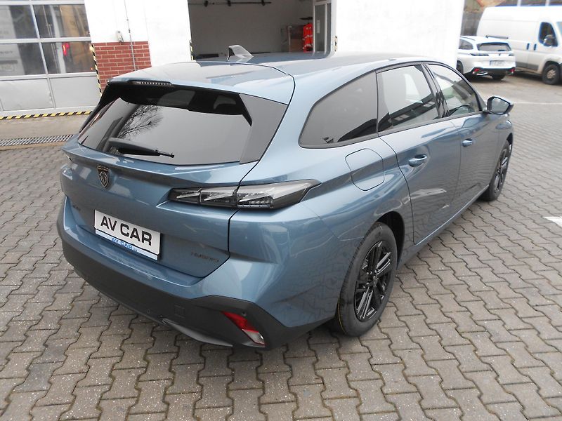 Peugeot 308 SW STYLE BlueHDi 130 S&S EAT8 - fotka 3 z 9